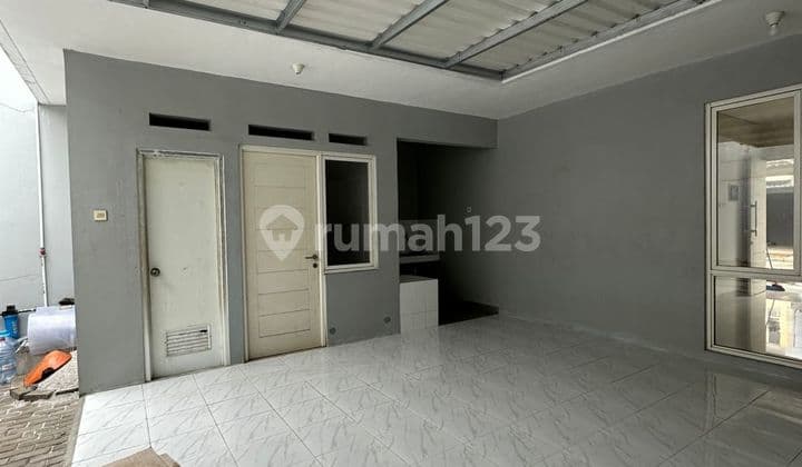 Disewakan Rumah Bagus Siap Huni di Cluster Vasana Harapan Indah 2 Bekasi