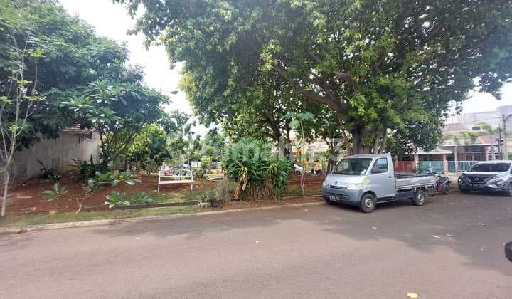 Di Sewa Kan Rumah Bagus di Cluster Aralia Depan Taman Kamar 3+1 Harapan Indah