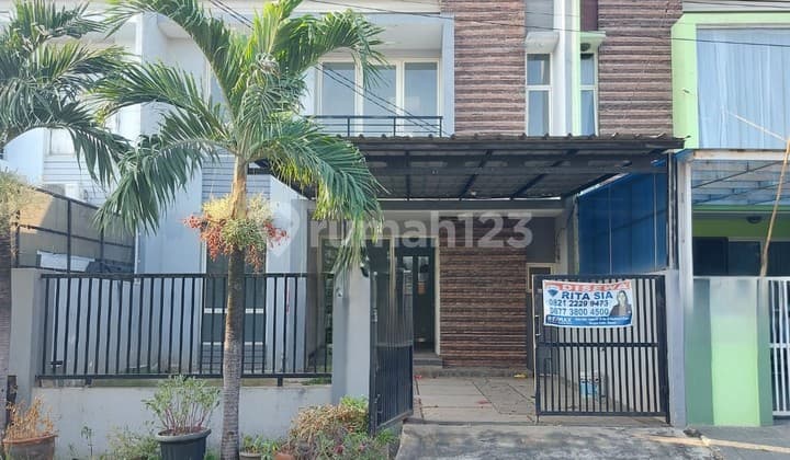 Disewakan Rumah 2 Lantai di Cluster Ifolia Harapan Indah - Siap Huni, Lokasi Strategis