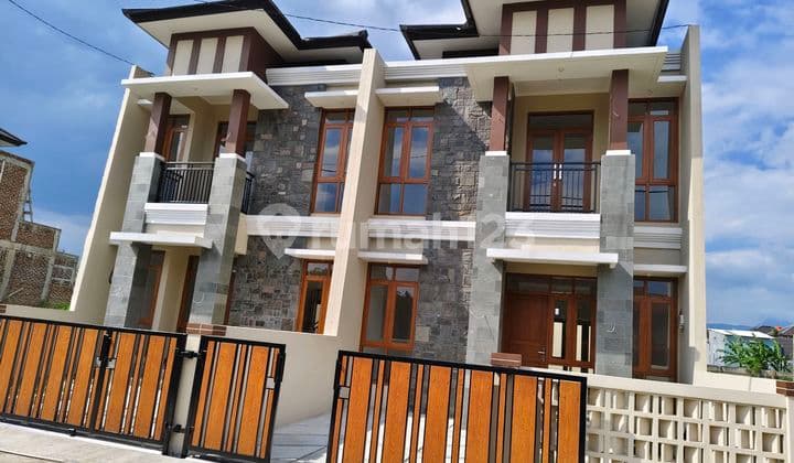 Rumah Modern Margahayu Raya Dekat Tol Buah Batu Bandung