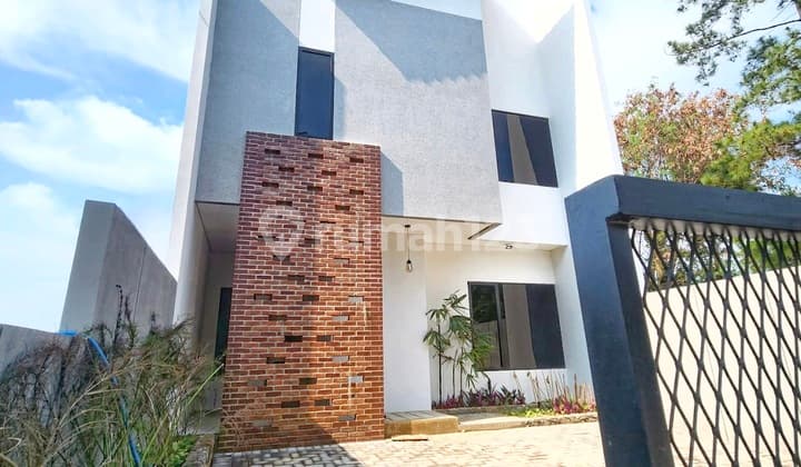 Rumah Pondok Hijau Maindroad Bandung Utara Dekat Tol Pasteur