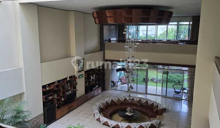 Commercial Area on Jl. Wijaya Kusuma Surabaya Center