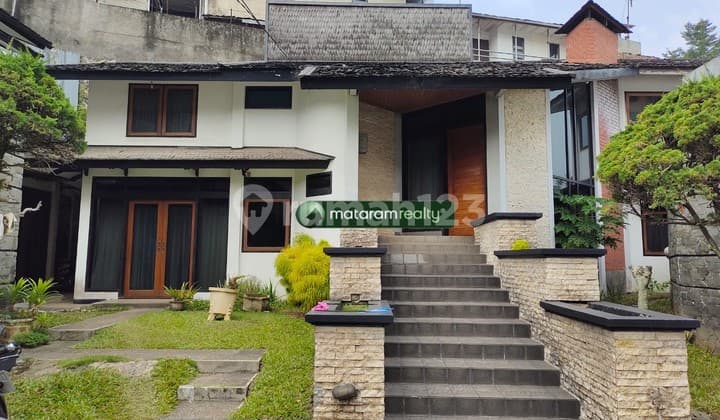 Rumah Dijual Dalam Komplek Perumahan Budi Sari, Setiabudi Bandung