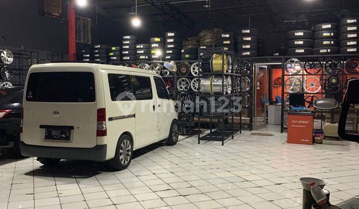 MR 066139 AG SHOPHOUSE FOR RENT IN MLATI SLEMAN