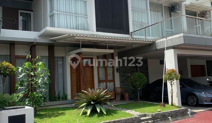 Mr 66290 Disewakan Rumah Bersih Cantik 2 Lantai Furnish di Ngaglik Sleman Ag