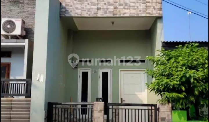 For Sale: Rental Property for Investment in a Busy Location in Sawangan, Depok