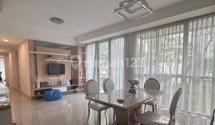 Termurah Rainbow Springs Condovillas Luas 125 M, Kamar Tidur 4+1 Direnovasi Jadi 3+1 Kamar Tidur Km 2 Ppjb Water Heater Ariston 2 Unitsemi Furnished Master Bedroom Meja Rias Ac Daikin 4 Unitmeja Dan Kursi Makan Kitchen Set Lengkap
