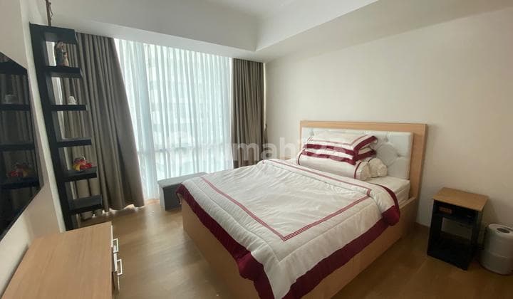 U Residence Tower 1 Type Studio 35m2 Rapih Siap Huni Luas Apartment : 35m2 Kamar Tidur : 1kamar Mandi : 1 Full Furnished :1. Fully Equipped Kitchen Set With Dining Utensils And Kitchen Sink2. Refrigerator, Tv, Microwave, And Water D