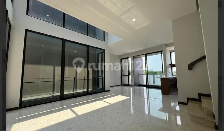Tipe 8x17 Di Kanade Zora Bsd Luas Tanah : 136 M²- Luas Bangunan : 240 M²- Bangunan 3 Lantai- Kamar Tidur*: 4+1- Kamar Mandi*: 5 >> Ac Setiap Kamar Dan Kitchen Set