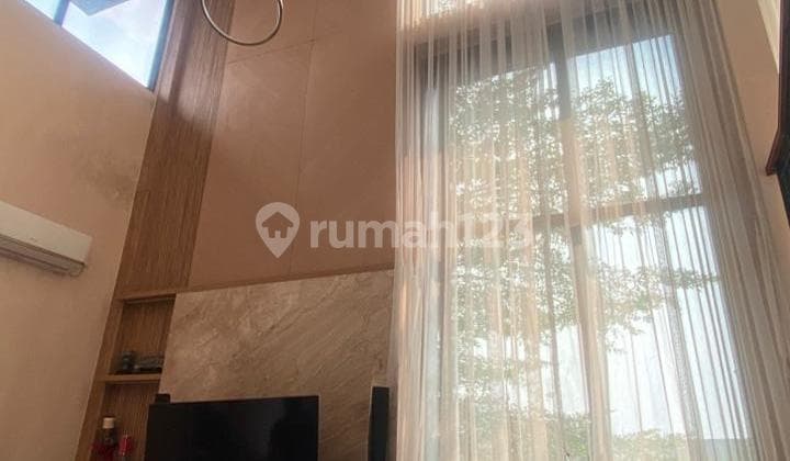 Zora Keia Hook Furnished Great, Has Elevator Land Area: 228 M2- Building Area: 302 M2- Garage- Carport- Bedrooms: 4+1- Bathrooms: 5+1- Has Elevator- Fully Furnished- Great Full Interior