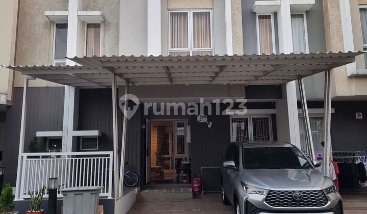 Rumah Lokasi Gading Serpong Siap Huni 3 Lantai >>Full Furnished Rossini 7 X 12 LT. 84 M2 Luas Bangunan 196 M2 , Ada Lantai Attic Pakai Beton>> 4 Kamar Tidur 4 Kamar Mandi>