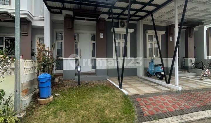 Rumah 2 Lantai Siap Huni Rapih Lokasi Strategis Di Bsd The Savia Cluster Visana 7x12 , Lb 87 Hadap Selatan Sudah Pasang Kanopi Depan Dan Belakang 3 Kamar Tidur 2 Kamar Mandi Ac 3 Unit Bagian Belakang Sudah Dikeramik Dan Dipasang Kanopi Harga 1.85m Negoo