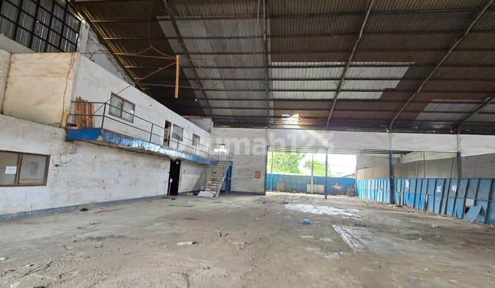 Disewakan Gudang Lokasi Curug Luas Tanah 7638 M2 Luas Bangunan 3000 M2 Harga Sewa 40 Rb / M2 Nego Tinggi Celing 8 M2 Akses Kontainer 40 Ft Dekat Tol Kawasan Industri Izin Amdal