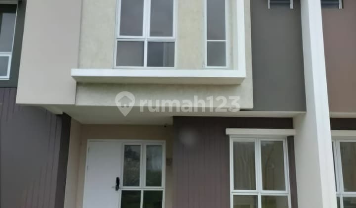 Rumah 2 Lantai 4 +1 Kamar Tidur @rossini Gading Serpong Ada Ac 3 Water Heater Kanopi ,.bonus Jogging Track.@danau Harmony