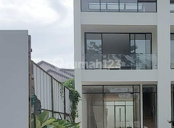 The Hive Himalaya, Lippo Karawaci