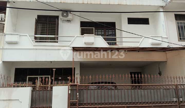 Dijual Rumah Dilokasi Strategis Dekat Pusat Perbelanjaan Rawamangun, Jakarta Timur