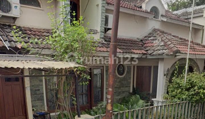 Dijual Cepat Rumah Bagus di Belakang Clandak Town Square Dibawah Pasaran di Cilandak, Jakarta Selatan