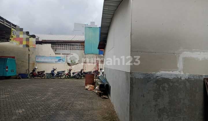 Dijual Tempat Usaha di Kawasan Strategis Dekat Jl. Pramuka Raya, Jakarta Timur