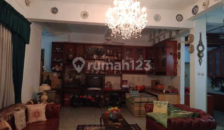 Dijual Rumah Lama Masih Terawat dan Rapi di Pulomas Jakarta Timur