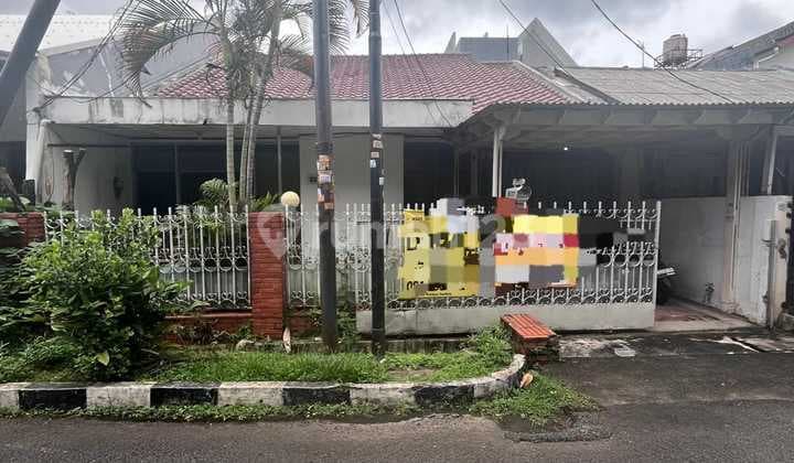 Dijual Cepat Rumah Lama Hitung Tanah Dekat Stasiun LRT Kayu Putih, Pulo Gadung, Jakarta Timur