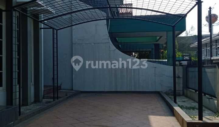 For Sale Ready-to-Occupy House Near LRT Kayu Putih Raya Station, Pulo Gadung, East Jakarta