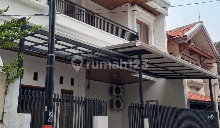 Dijual Rumah Bagus Siap Huni Dekat Stasiun LRT & Arion Mall Rawamangun Jakarta Timur
