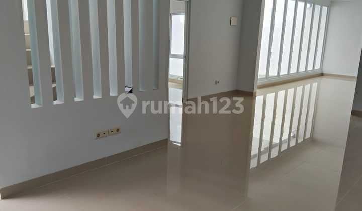 Dijual Rumah Cantik di Cluster Favotive di Kota Wisata