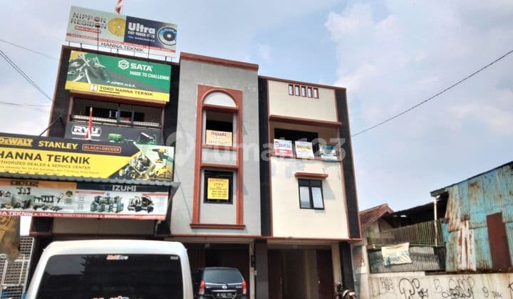 Ruko 3 lantai dekat simpangan Depok