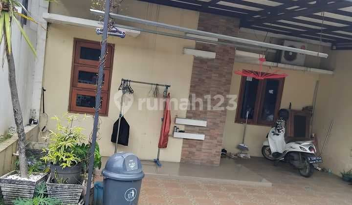 Rumah Shm Di Komplek Perumahan Cipayung Depok