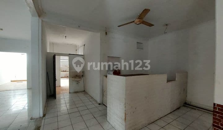 Ruang Usaha di Mainroad Karapitan Lokasi Strategis