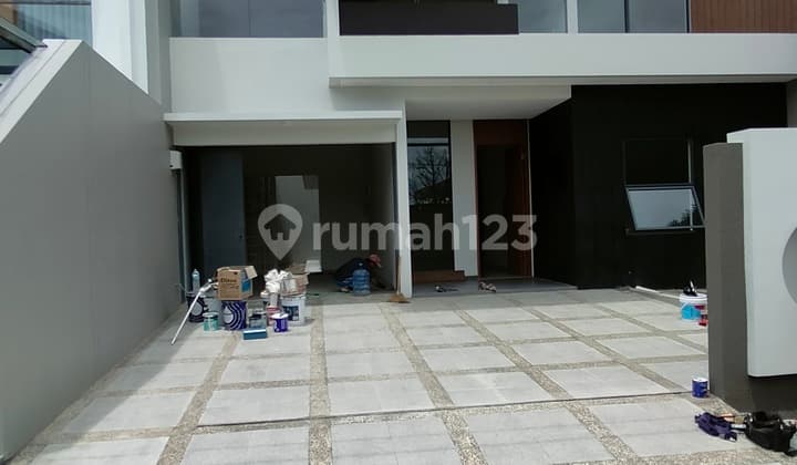 Rumah 2 Lantai Baru di Komplek Batununggal Bandung