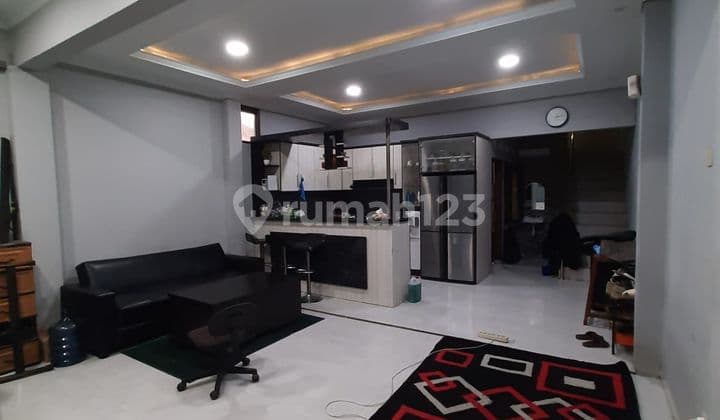 Ruko 3 Lantai Lokasi Strategis Desain Modern di Cimahi