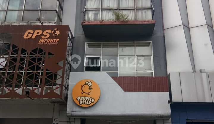 Jual Ruko Bagus Area Pusat Perbelanjaan dan Hiburan, Bandung