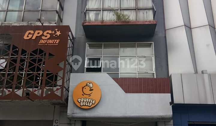 Jual Ruko Bagus Area Pusat Perbelanjaan dan Hiburan, Bandung