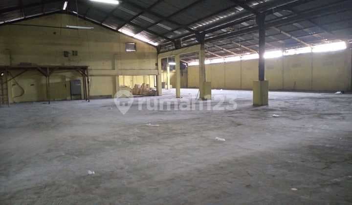 Gudang Siap Pakai di Kiaracondong Bandung