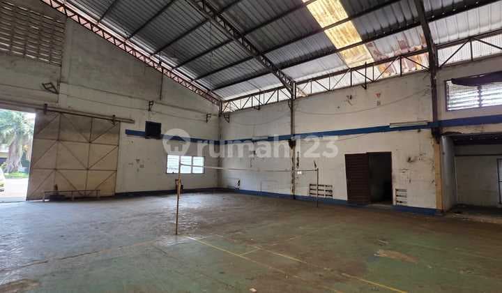 Gudang di Lokasi Mainroad Jl Raya Kosambi Pantura, Karawang bisa Industri