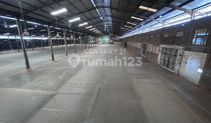 Gudang Dan Kantor Bagus Di Tambak Aji Semarang