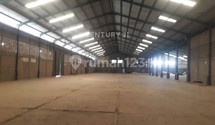 Gudang Produksi Di Bangsal Mojokerto