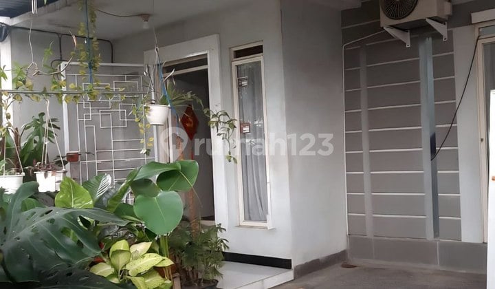 Kom. Taman Kopo Indah, Rumah Siap Huni, Lokasi Dekat Tol, Murah