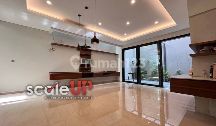 HARGA TERBAIK BARU TURUN! RUMAH LUX MODERN TROPIS DI DEKAT ASIA AFRIKA BANDUNG