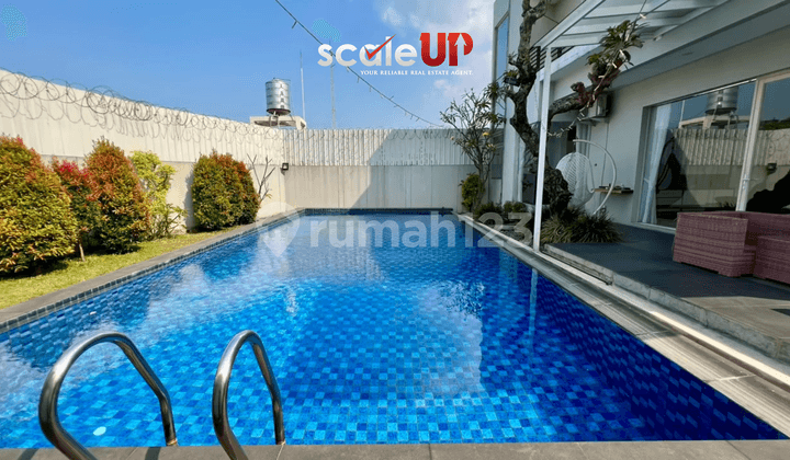 SWIMMING POOL LUXURY COOL HOUSE WITH EXCELLENT SPACE ARRANGEMENT IN SUKAJADI WING, NORTH BANDUNG
