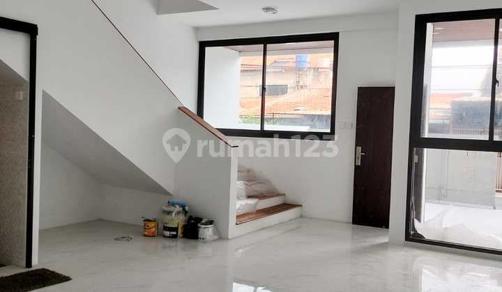 2 Unit Rumah Baru Modern Minimalis Siap Huni di Kopo Permai