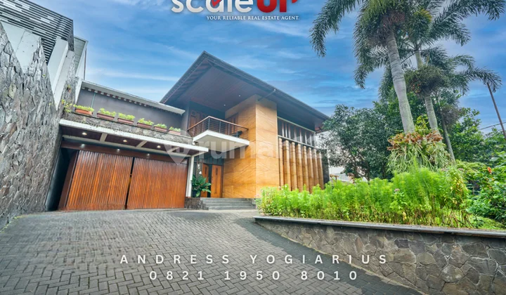 Jual Cepat! Harga Terbaik! Rumah Lux Old Money Dekat Itb Unpad di Dago Raya