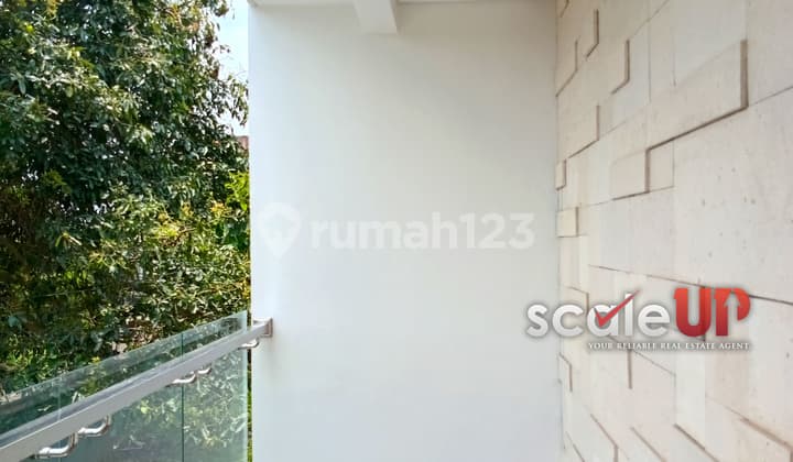 Ini Rumah Baru dan Detailnya Keren Banget Bosku! SHM di Setiabudi Regency Bandung Utara