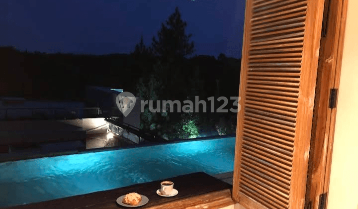 TURUN HARGA NIH! Villa Mewah Furnished Kolam Renang Tanah Luas Di Dago Atas Lembang