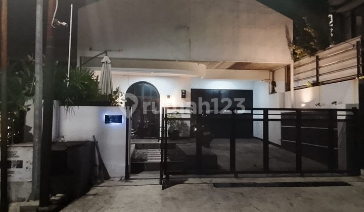 Dijual Rumah Siap Huni di Jl.dahlia Sayap Riau Kota Bandung