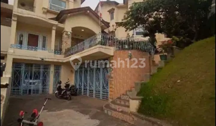For Sale House in Alamanda Complex Dago Tubagus Ismail