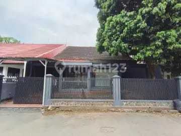 For Rent House Suitable for Office and Household Suryalaya Area, Buah Batu Bandung City