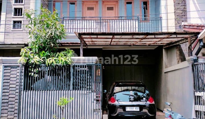 Rumah di Area Turangga Buahbatu 2 Lantai SHM Bagus