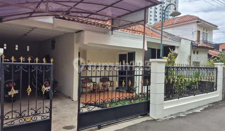 Rumah dengan Furnished Disewakan Rumah Dekat Tol Buahbatu Siap Huni